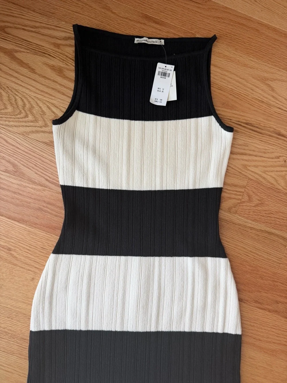 Abercrombie & Fitch Black Cream Striped Ribbed Knit Maxi Dress M NWT